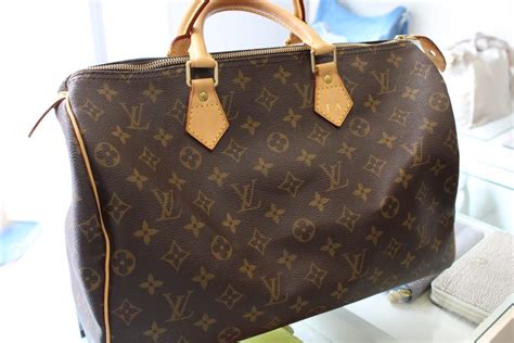 louis vuitton bauletto originale prezzo|Louis Vuitton bandouiller 35.